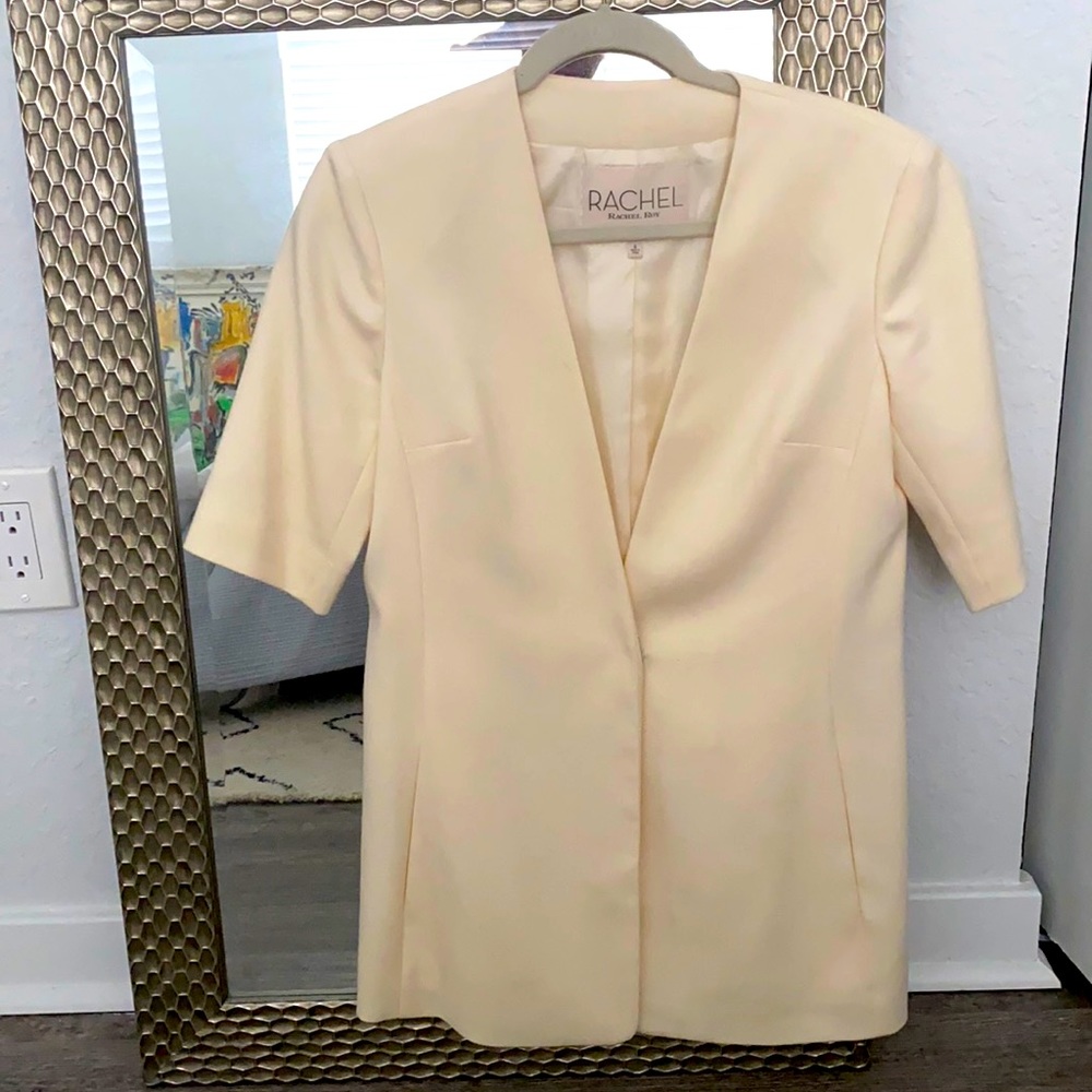 RACHEL ROY Blazer. Short Sleeves. Cream Sz 4